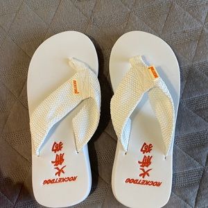 Rocket Dog Flip flop sandals